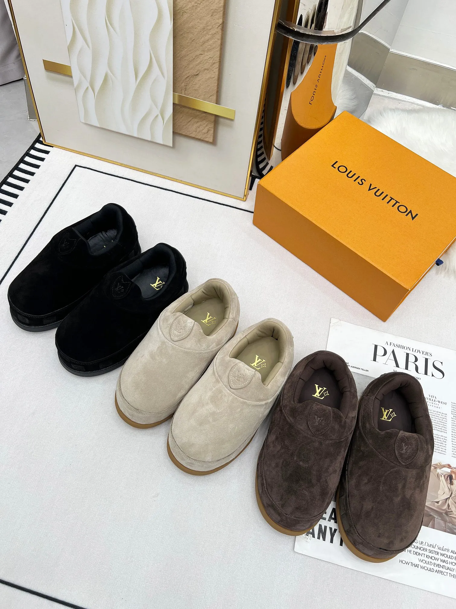 👟👟Ex-factory price 660👟👟 louis vuitton (Louis Vuitton/lv)🔍Autumn and winter~Ugly little chubby, new shoe style YETI🔥🔥🔥🔥 Super street-style bread shoes are here! ! ! Chubby is so cute~💞 What a great tool for showing off slim legs! The inner height is increased by 5 cm, the legs are longer and thinner, and the beef tendon bottom is super comfortable, suitable for couples 💞💞💞💞 Fabric: imported high mercerized ox velvet embossed craftsmanship Number of yards: 35-45 yards (46🉑custom-made, non-returnable)